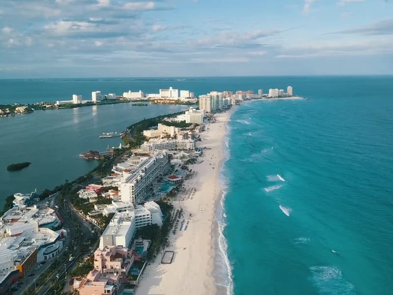 Cabo vs Cancun: Which Mexico Beach Destination Is Right for You?