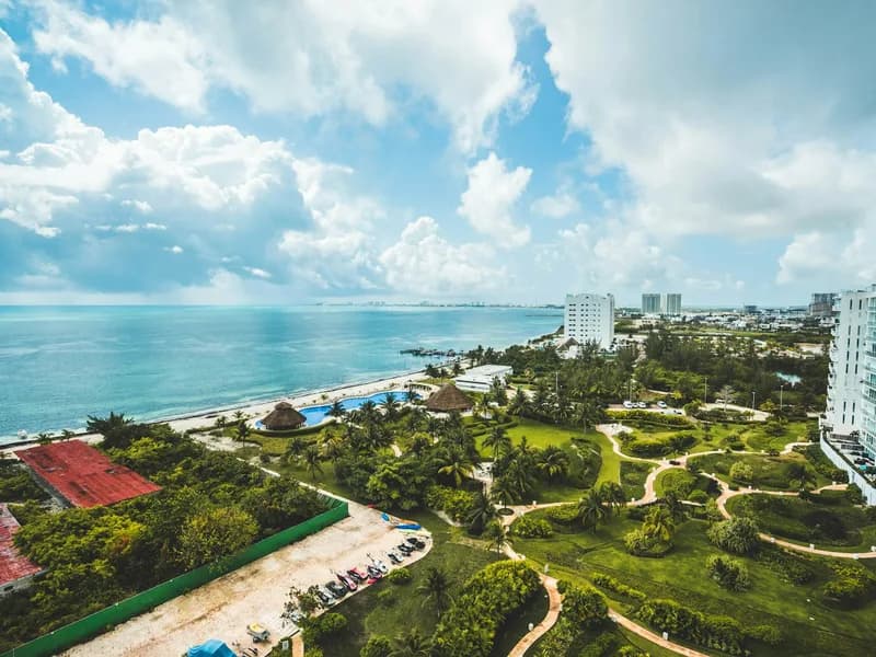 Isla Holbox Travel Guide
